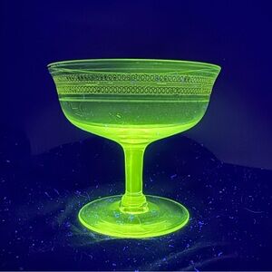 Vintage UV Reactive Elegant Champagne Gold Etched Depression Glass